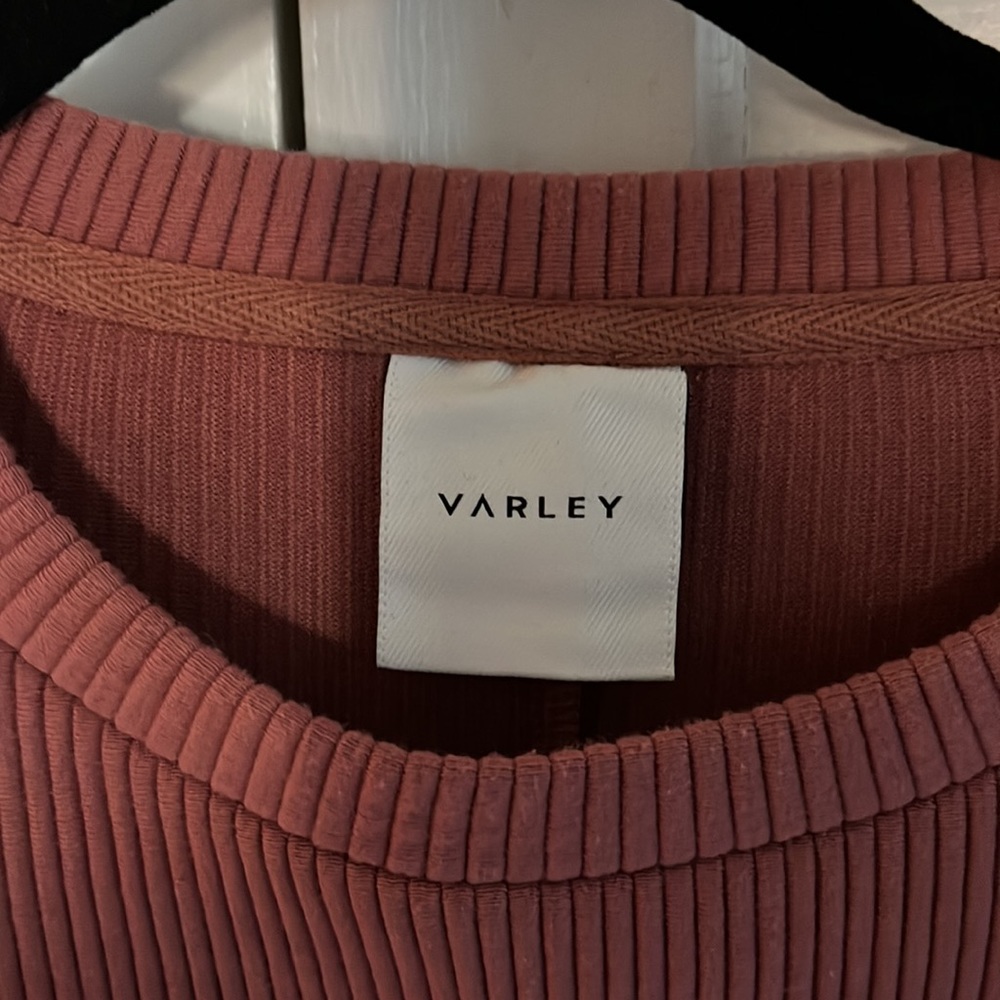Varley Pullover - image 2